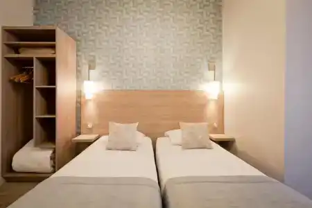 Hôtel du Dauphin - 58
