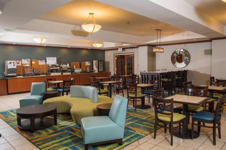 Holiday Inn Express & Suites-Summit Township, an IHG - 13