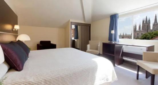 Palacio de los Blasones Suites - 35