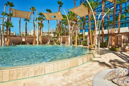 Virgins Las Vegas, Curio Collection by Hilton - 19