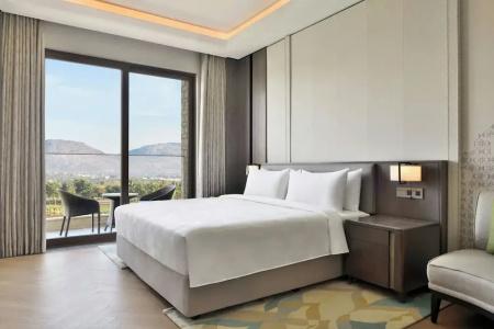 JW Marriott Bengaluru Prestige Golfshire Resort & Spa - 44