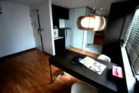 I Residence Silom - 10