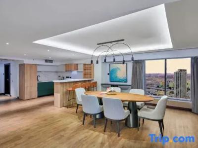 Ramada and Suites by Wyndham Dubai JBR - 102