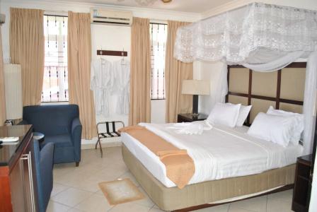ShaMool Inn - 3