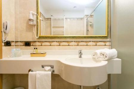Mirage Sure Hotel Collection by Best Western - 54