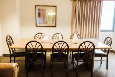 EverSpring Inn & Suites - 58