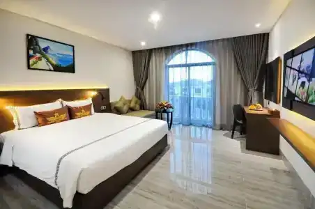 Crown Nguyen Hoang - 110