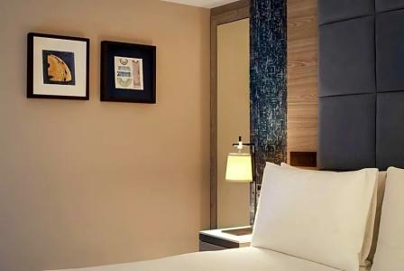 DoubleTree by Hilton London – West End - 39