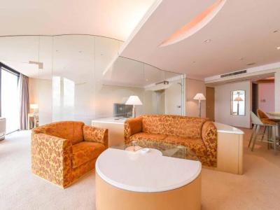 Spring Golf & Art Resort Awaji - 73