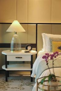 The St. Regis Shanghai Jingan - 54