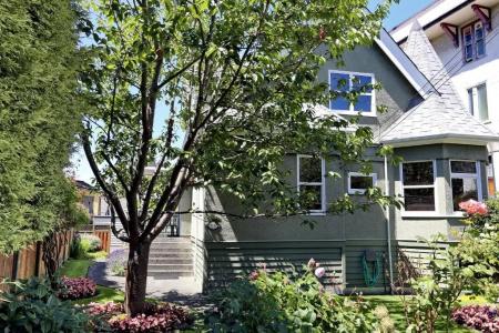 James Bay Inn, Suites & Cottage - 73