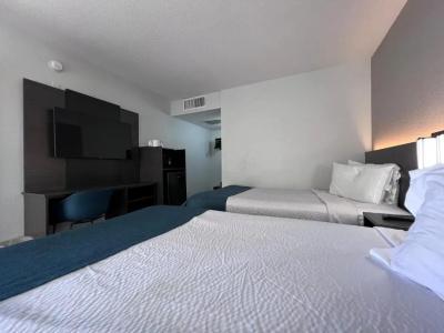 6-Bakersfield, CA - South - 84