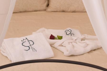 Santorini Princess Spa - 12