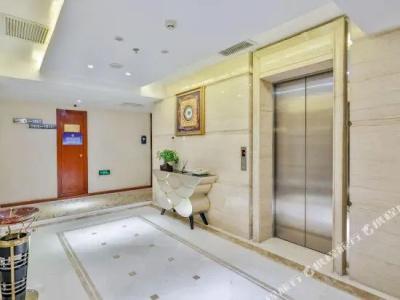 Beijing Laurel - 10