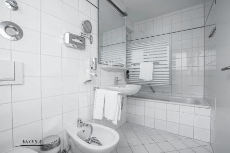 Bayer's Boardinghouse und - 54