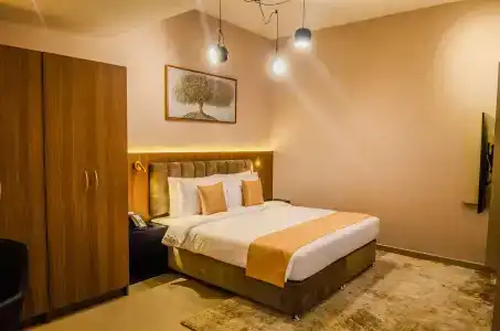 Best Western Plus Dubai Academic City - 13