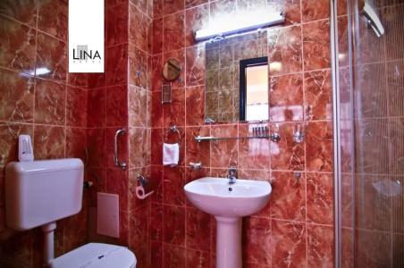 Lina - 62