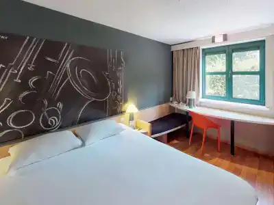ibis Dinant Centre - 1