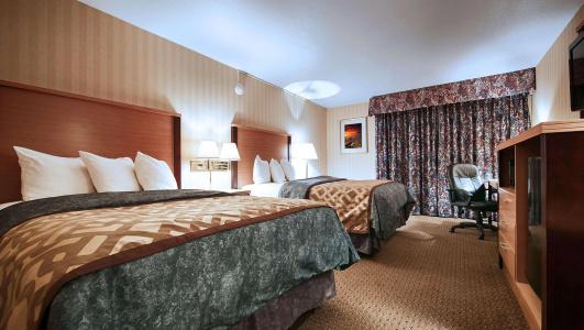 Magnuson Grand North - 2
