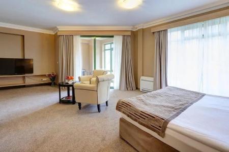 Romance & Family Suites - 144
