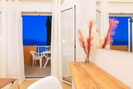 Nel Mare Studios - 28