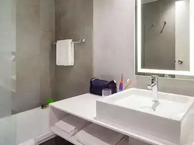 Novotel Lausanne Bussigny - 8
