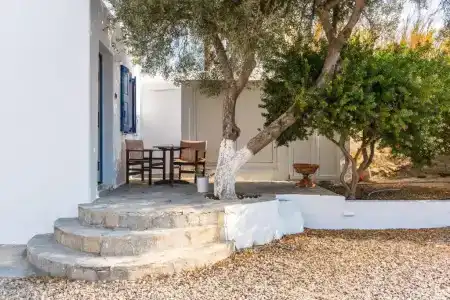 Vienoula's Garden - 111