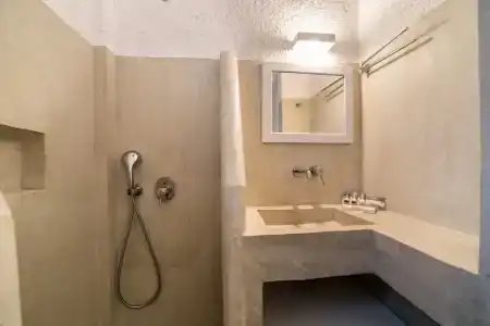 Artemis Suites - 24