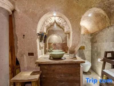 Eyes Of Cappadocia Cave - 147