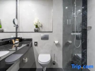 Plaza Schwerin; Sure Collection By Best Western - 201