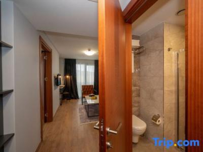 Ka & Suites - 128