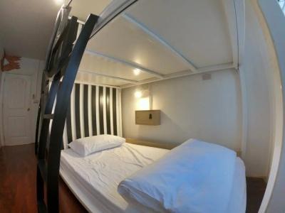 Zleepinezz Hostel - 27
