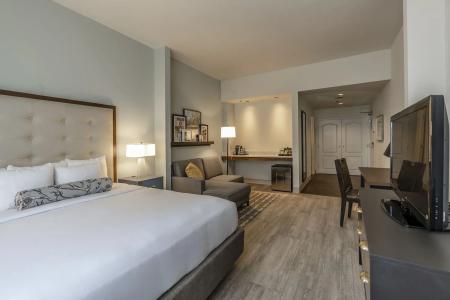 St Charles Coach House, Ascend Collection - 6