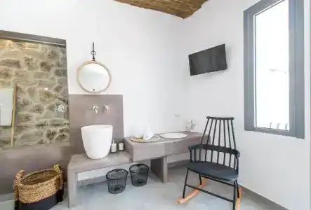 Malibu Boutique Studios - 73