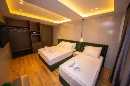 Hotel Lili - 9