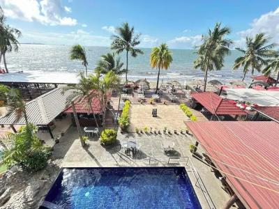 Smugglers Cove Beach Resort & - 84