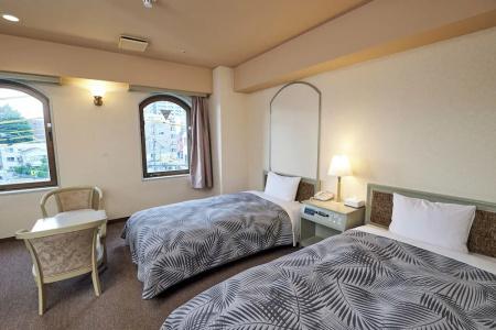 Hotel - 102