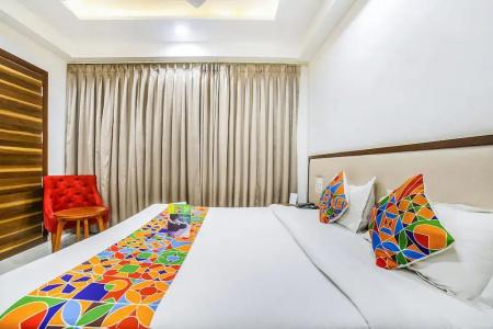 FabSapphire Inn - 41