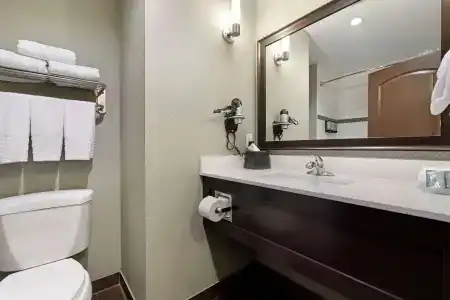 Best Western Pacific Inn - 86