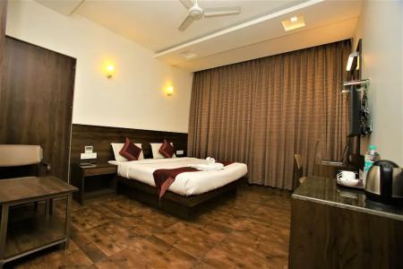 MySpaces Silverstar - 1