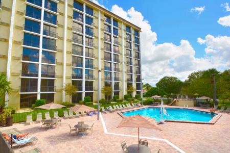 Rosen Inn Closest to Universal - 11
