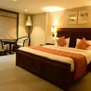 Sai Inn - 8