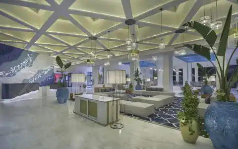 Hilton Skanes Beach - 39