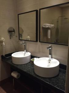 Weston Suites - 29
