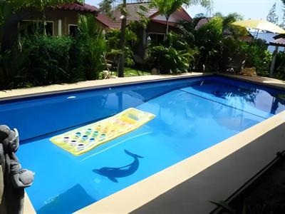 Sanuk bungalows - 6
