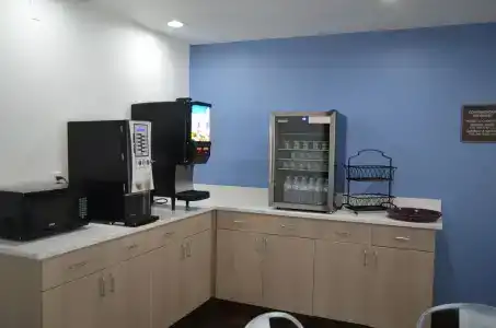 Athena Inn - 12