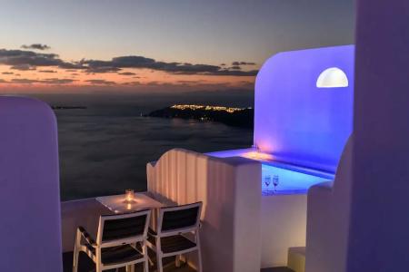 Abyssanto Suites and Spa - 165