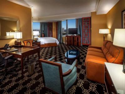 Hilton Anatole - 1
