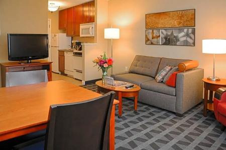 TownePlace Suites by Marriott South - 70