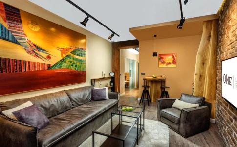 One Luxury Suites - 13